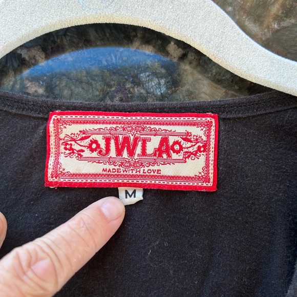 Johnny Was LA Fitted V Neck Embroidered 2/3 length sleeve top. 100% cotton. Boho - Picture 7 of 14